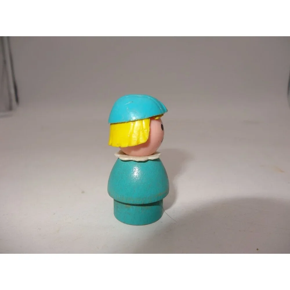 Fisher‎ Price Little People Turquoise Blond Stewardess Girl Hat Woman